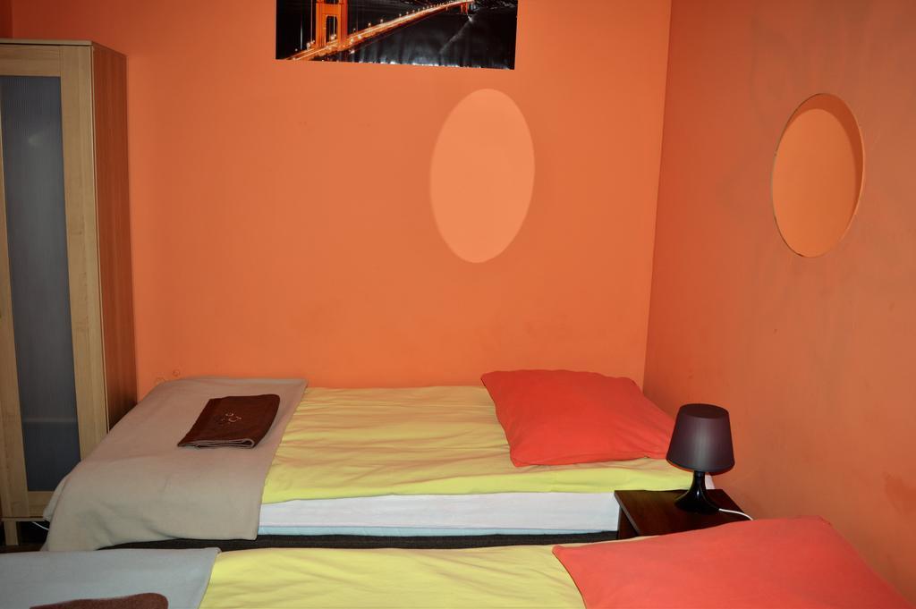 Honey Hostel Krasków Εξωτερικό φωτογραφία
