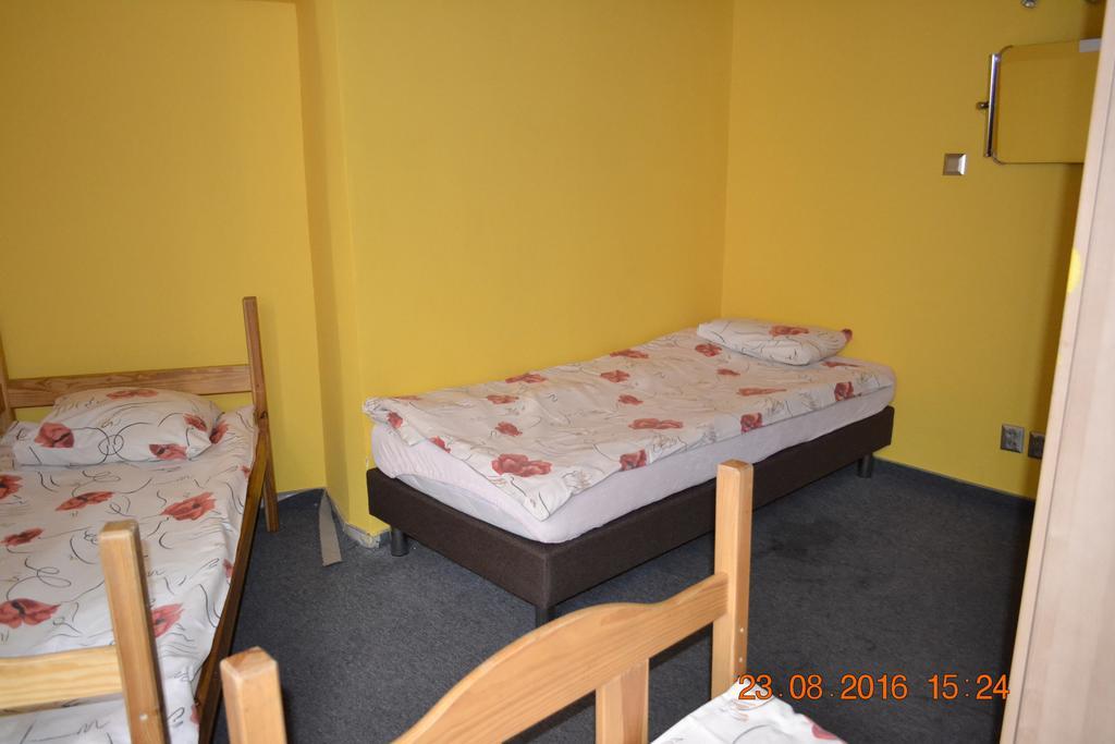 Honey Hostel Krasków Εξωτερικό φωτογραφία